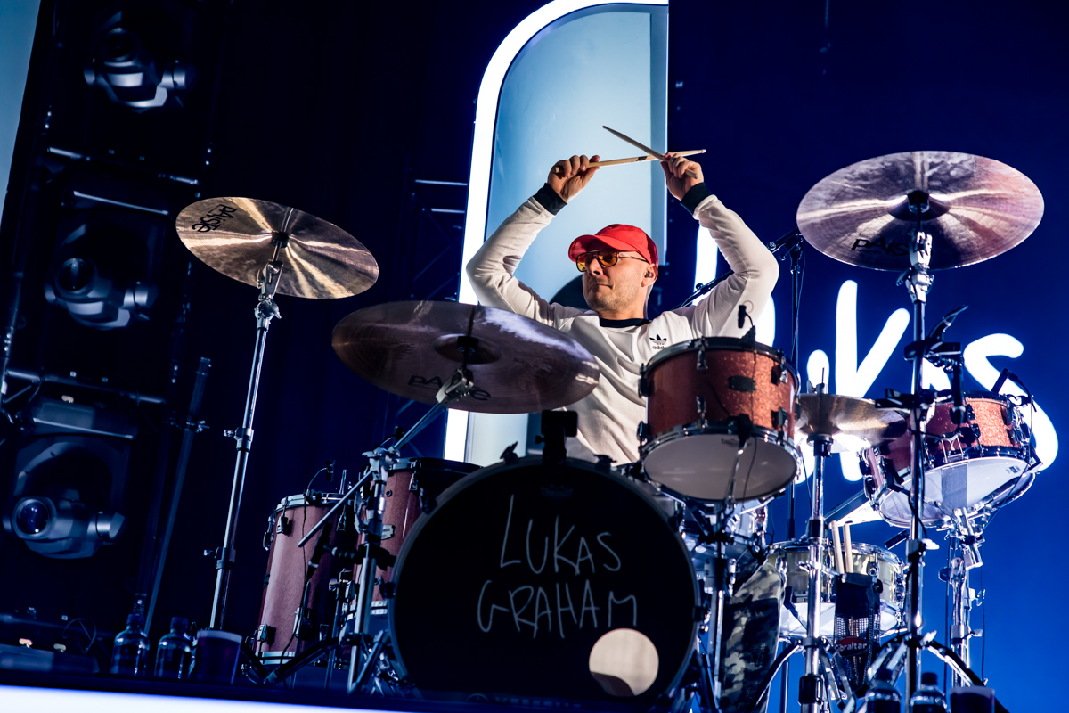 Lukas Graham @ 013, picture 4, photographed by Dorien Goetschalckx - FrontView Magazine