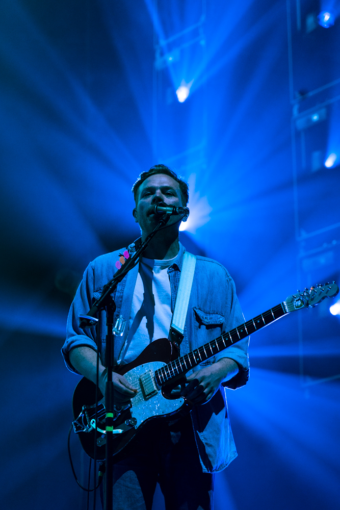 George Ezra @ Vorst Nationaal, picture 24, photographed by Claudia Guldentops - FrontView Magazine