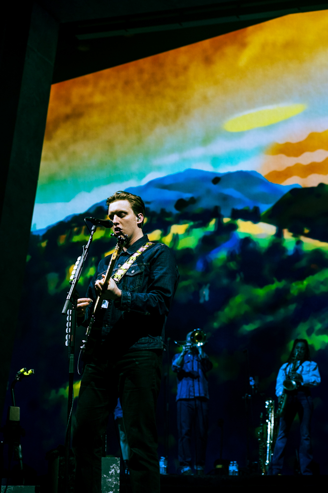 George Ezra @ Vorst Nationaal, picture 25, photographed by Claudia Guldentops - FrontView Magazine