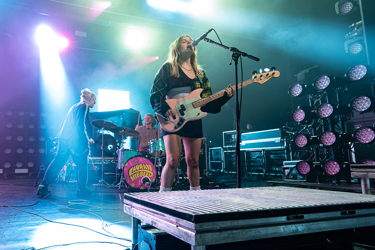Lauran Hibberd @ Trix, picture 19, photographed by David Johnson - FrontView Magazine