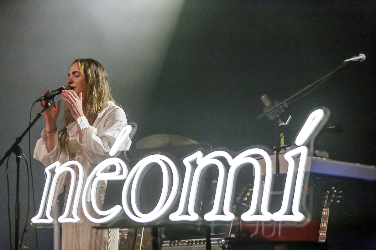 Néomi @ De Roma, picture 6, photographed by Peter Smet - FrontView Magazine