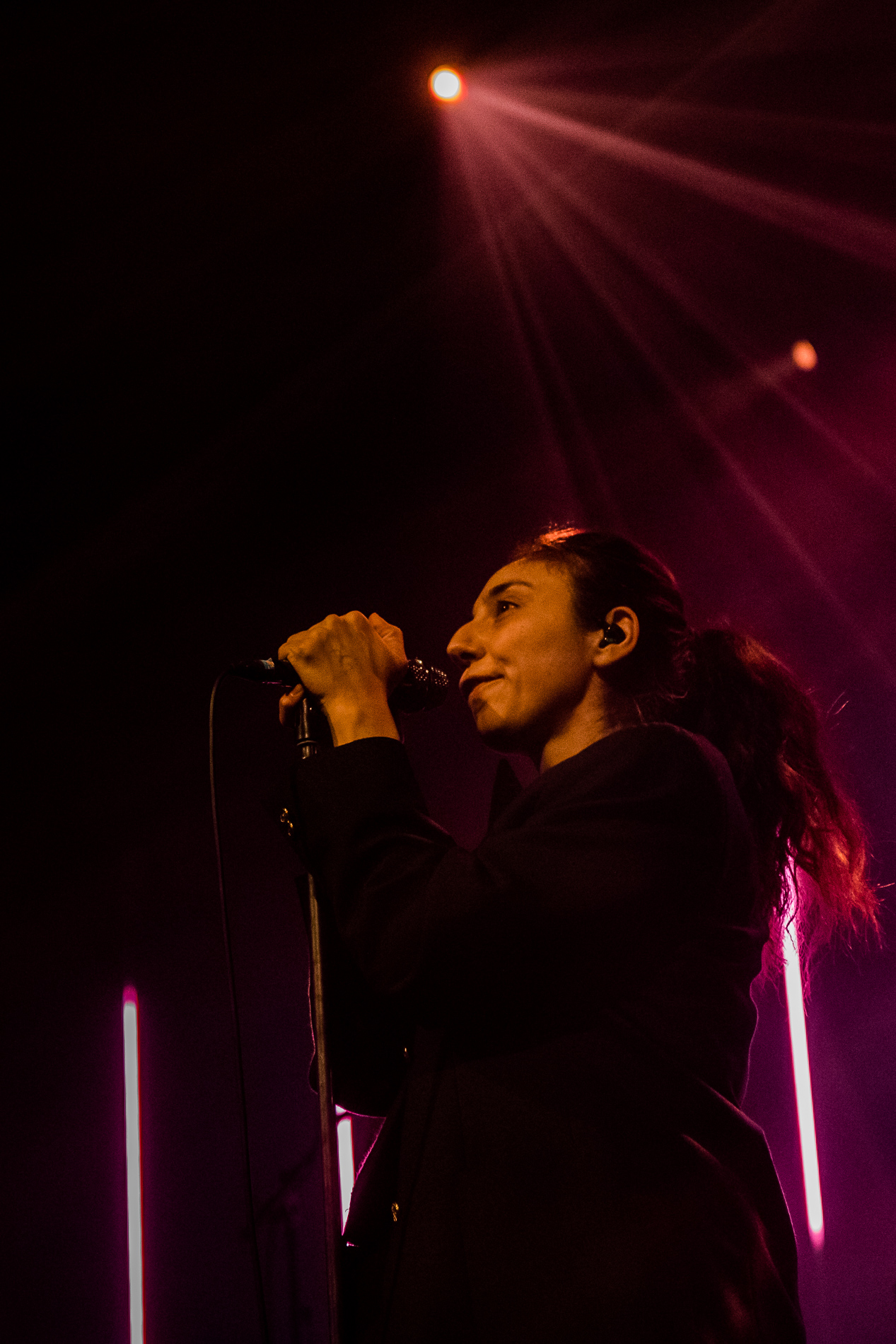 Intergalactic Lovers @ Het Depot, picture 11, photographed by Jürgen Bruynooghe - FrontView Magazine