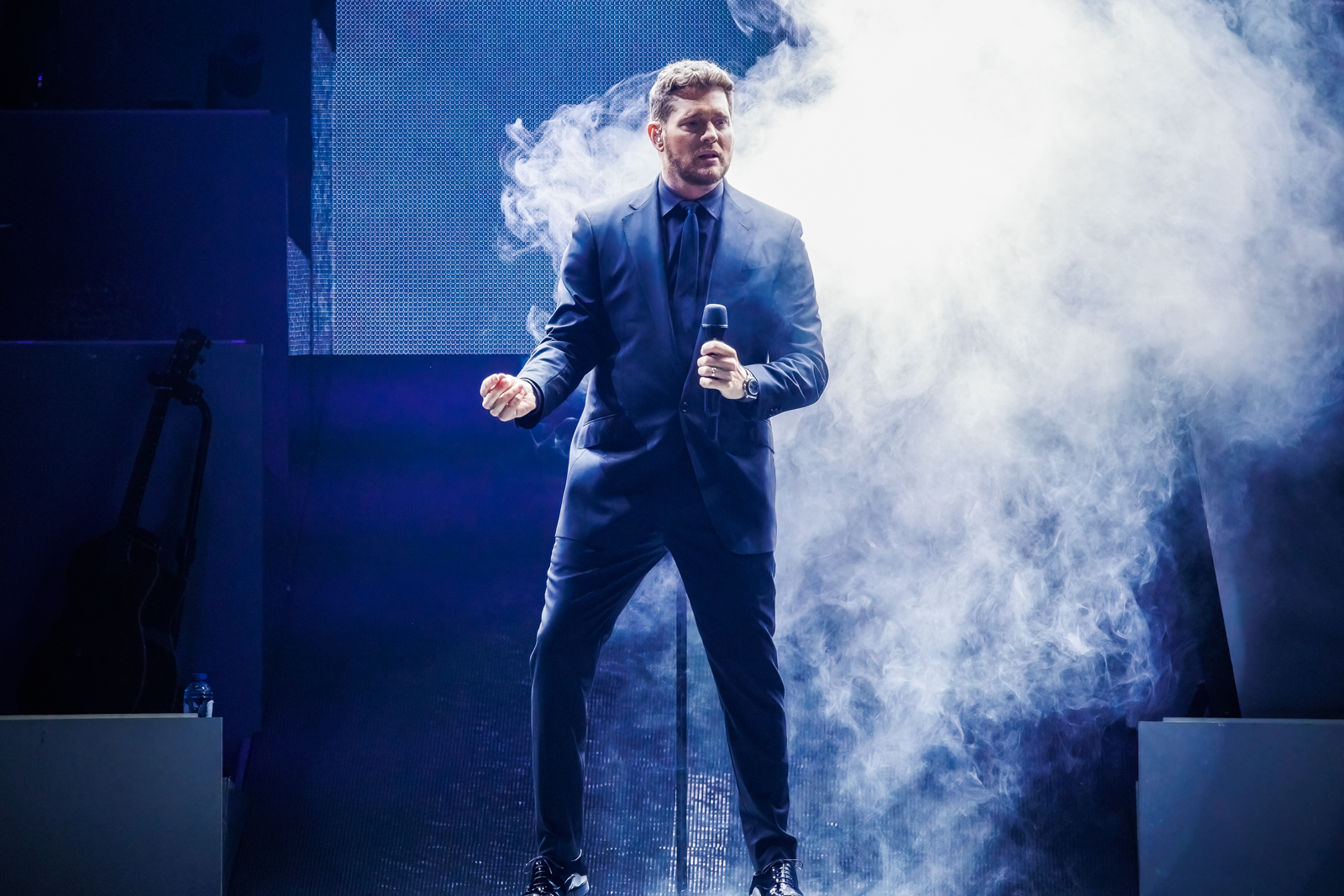 Michael Bublé in concert "Higher Tour" live at Sportpaleis, foto 1, foto's door Paul Jongeneelen - FrontView Magazine
