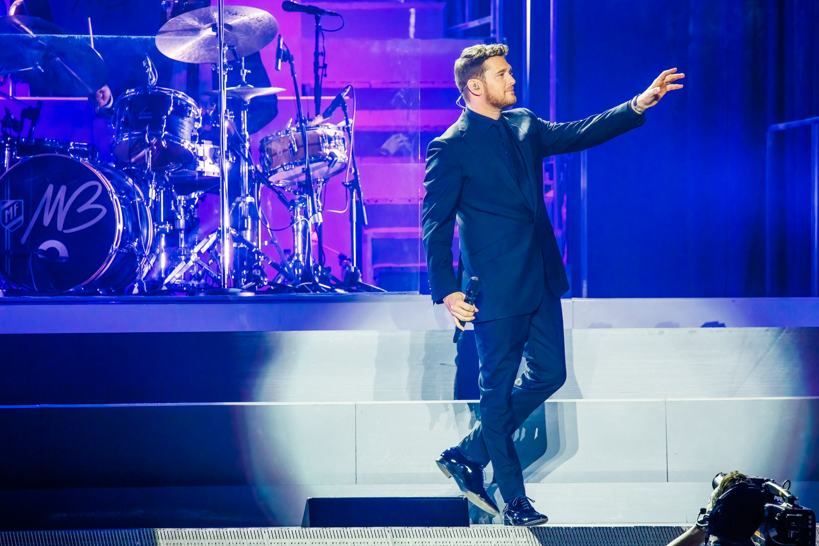 Michael Bublé in concert "Higher Tour" live at Sportpaleis, foto 4, foto's door Paul Jongeneelen - FrontView Magazine