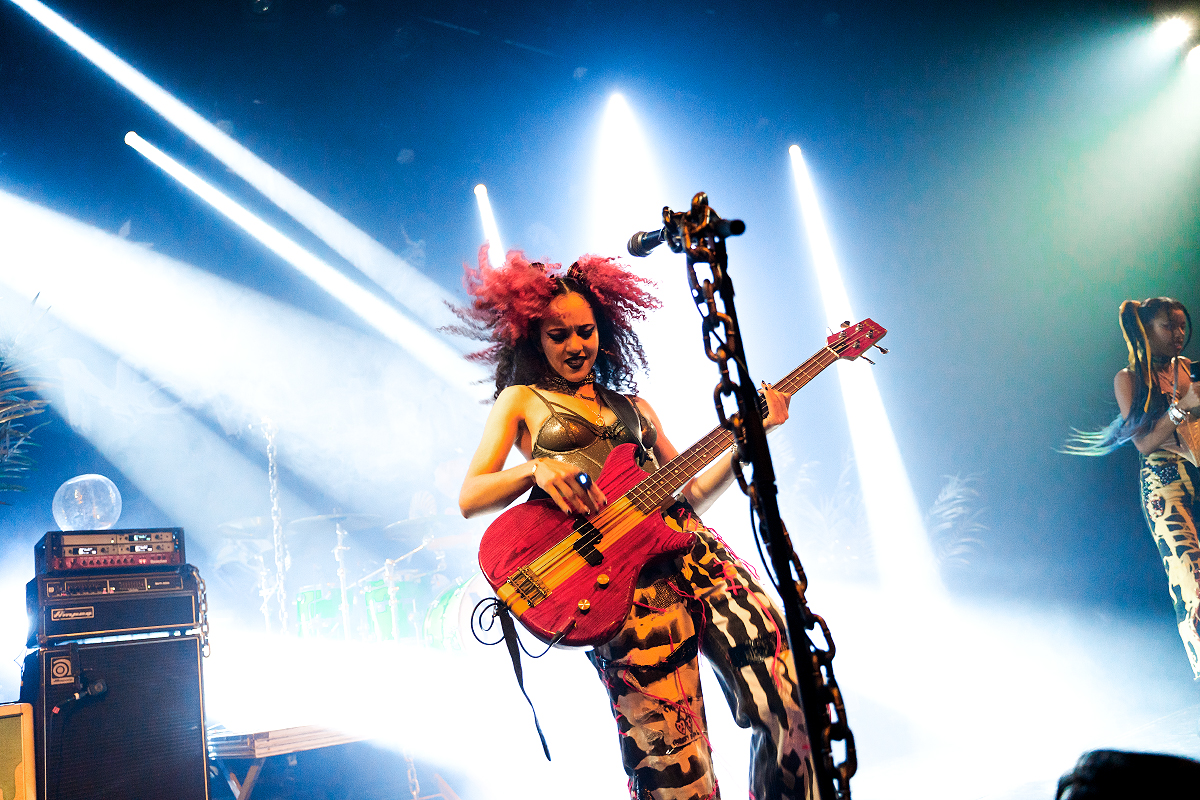 Nova Twins @ Botanique, picture 2, photographed by Magali Decamps - FrontView Magazine