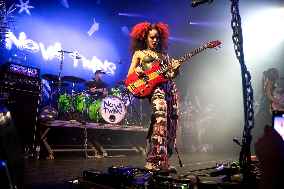 Nova Twins @ Botanique, picture 14, photographed by Magali Decamps - FrontView Magazine