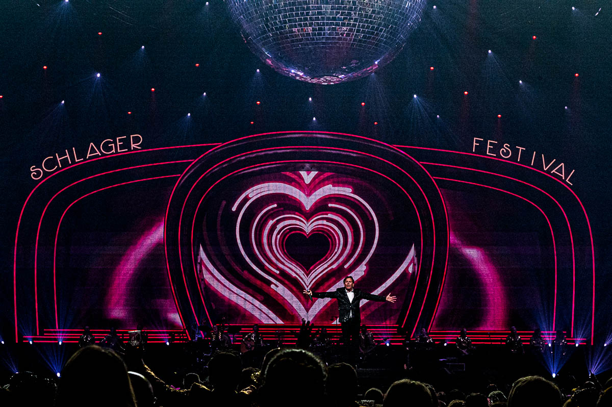 Schlagerfestival 2023 @ Trixxo arena, picture 10, photographed by Gert Daemen - FrontView Magazine