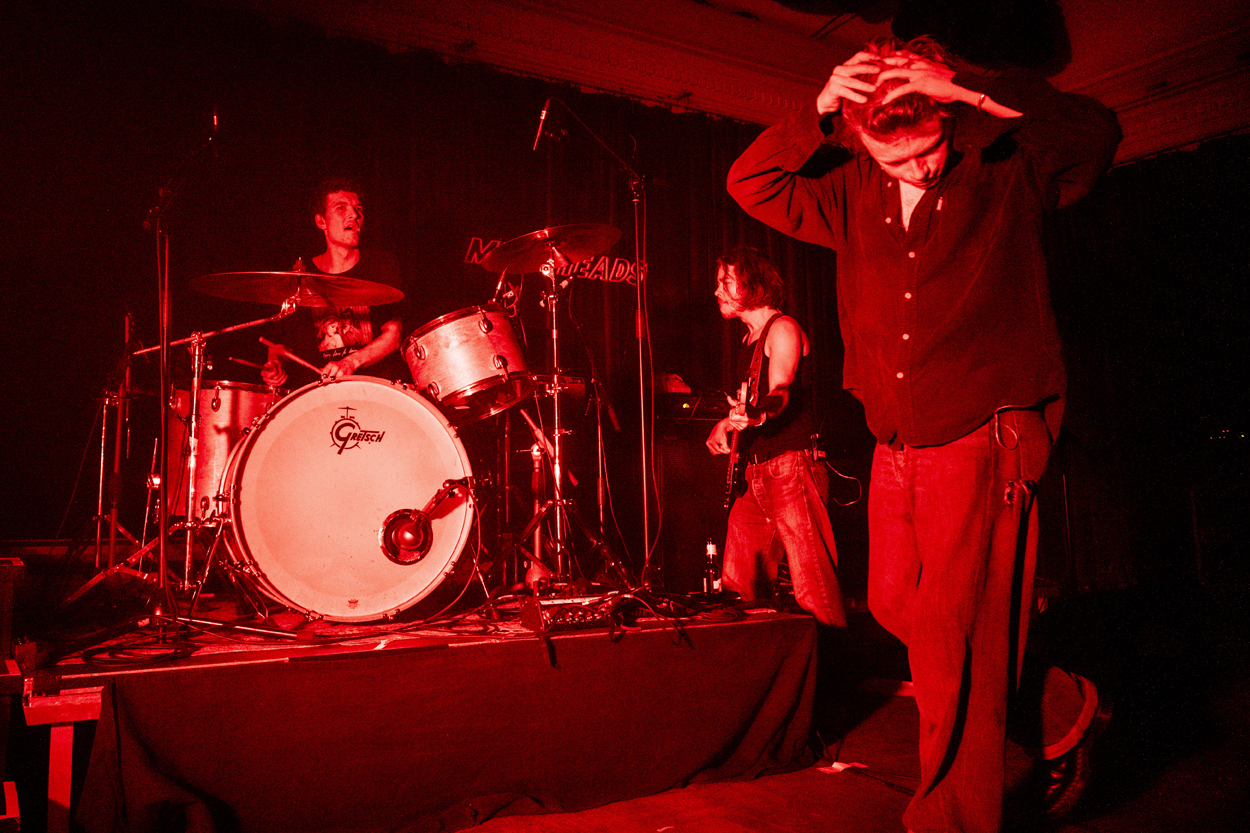 Melthaeds @ De Casino, picture 9, photographed by Sandra Van Watermeulen - FrontView Magazine
