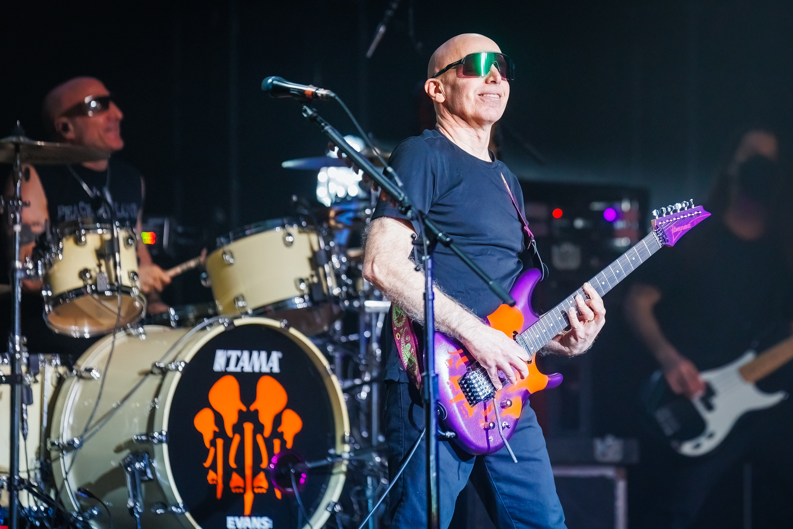 Joe Satriani Earth 2022-23 Tour, picture 4, photographed by Paul Jongeneelen - FrontView Magazine