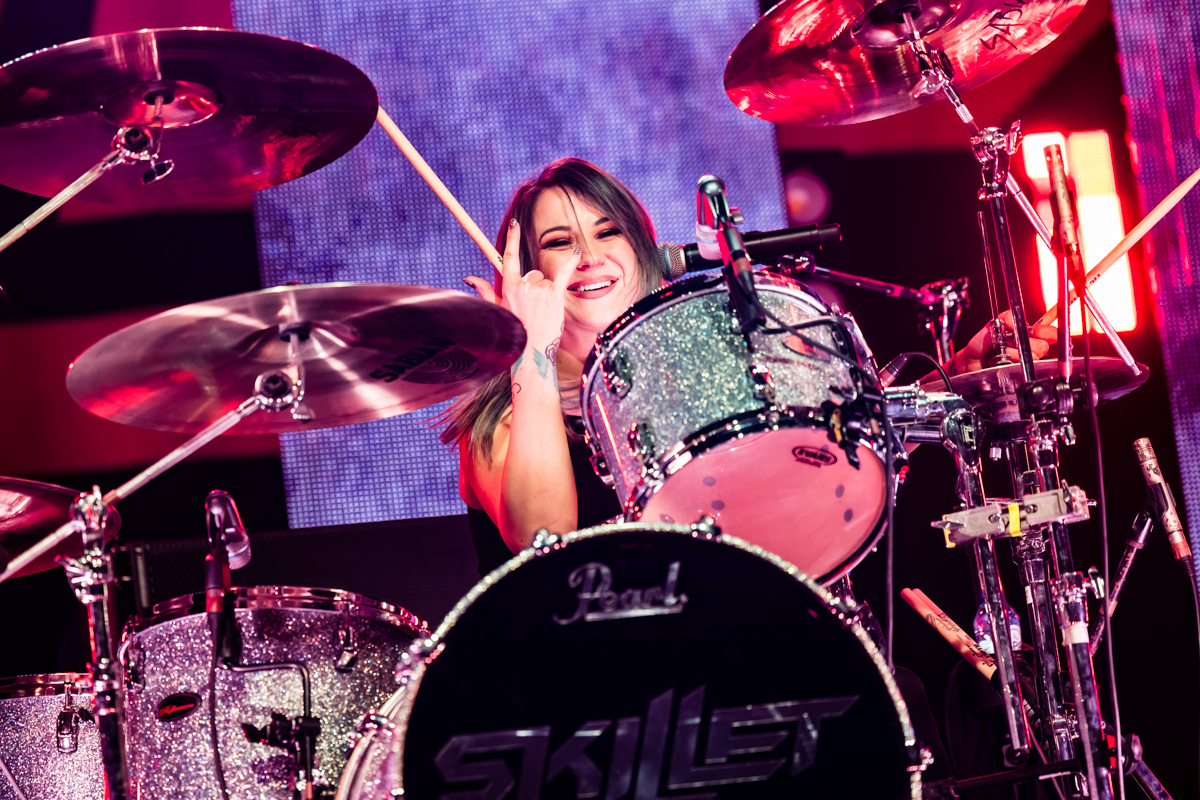 Skillet @ Palais 12, picture 6, photographed by Dorien Goetschalckx - FrontView Magazine