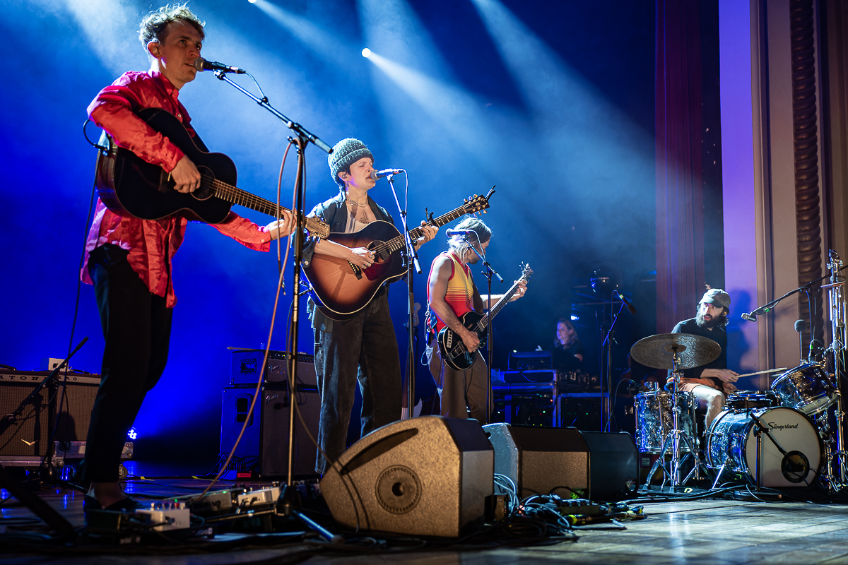 Big Thief @ De Roma, picture 5, photographed by David Johnson - FrontView Magazine