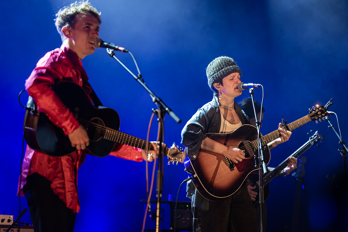 Big Thief @ De Roma, picture 10, photographed by David Johnson - FrontView Magazine