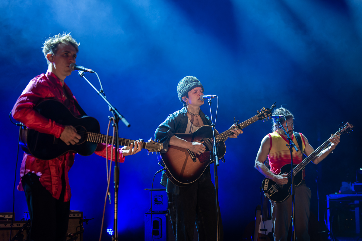 Big Thief @ De Roma, picture 12, photographed by David Johnson - FrontView Magazine