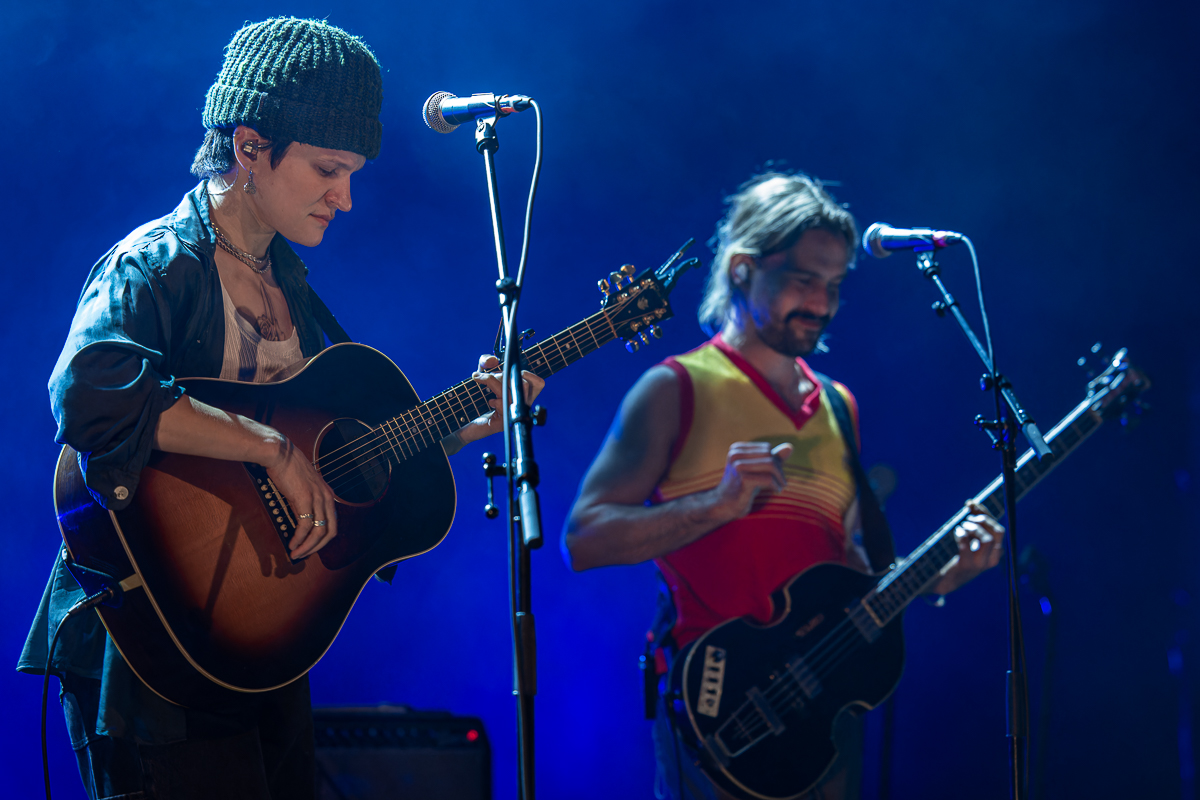 Big Thief @ De Roma, picture 13, photographed by David Johnson - FrontView Magazine