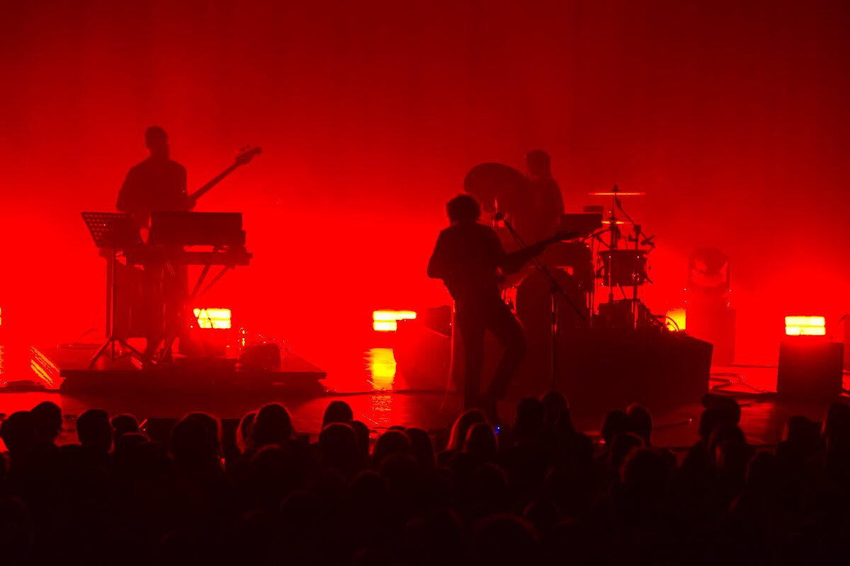 Portland @ Ancienne Belgique, picture 6, photographed by Luc Klinckaert - FrontView Magazine