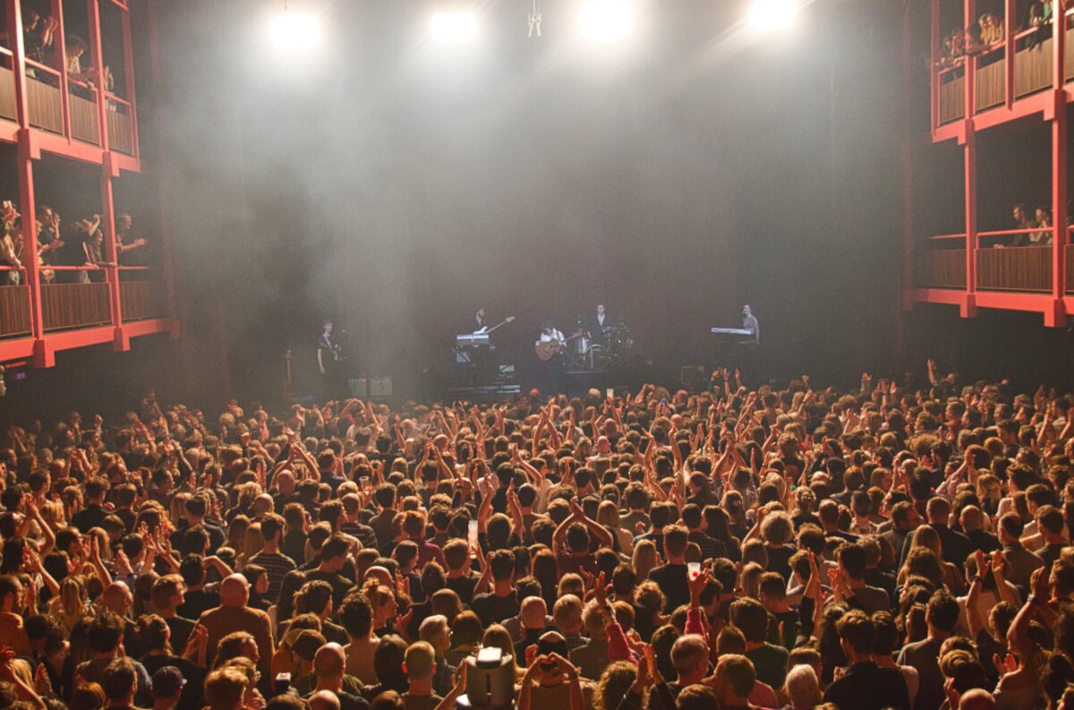 Portland @ Ancienne Belgique, picture 8, photographed by Luc Klinckaert - FrontView Magazine