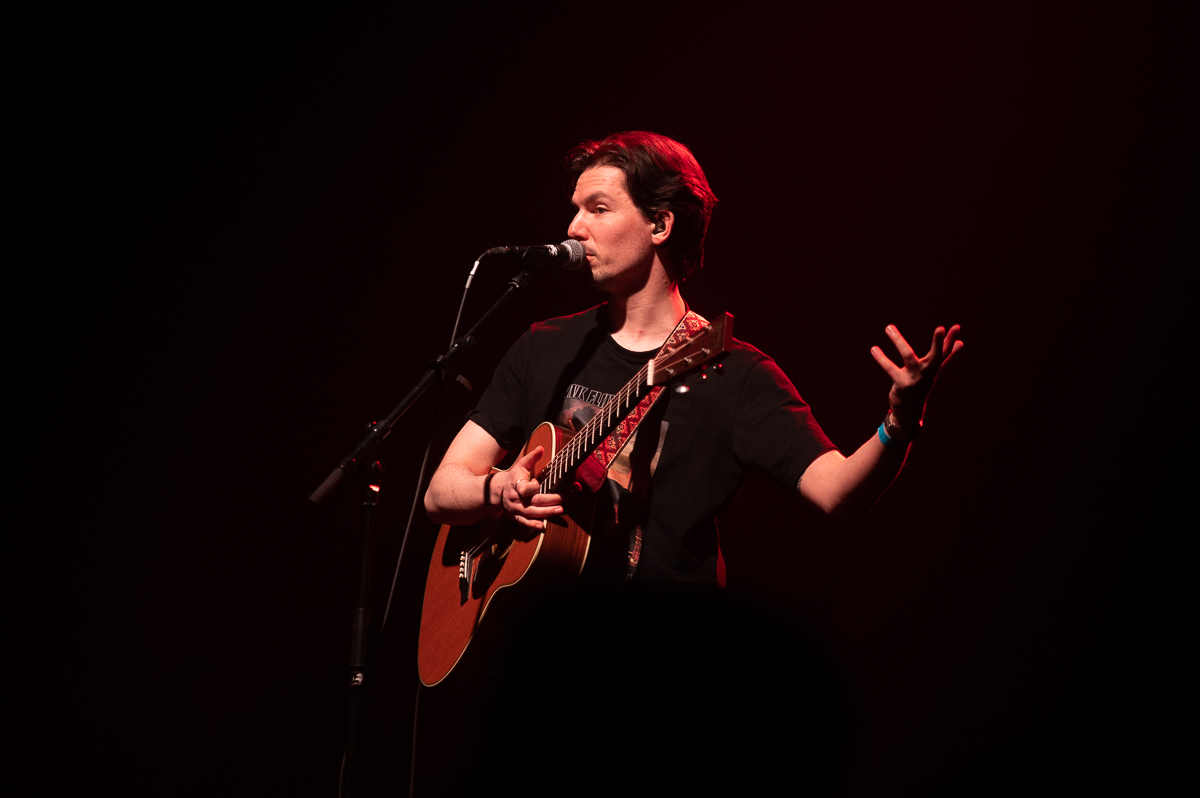 Milo Meskens @ Trixxo Theater, picture 4, photographed by Gert Daemen - FrontView Magazine