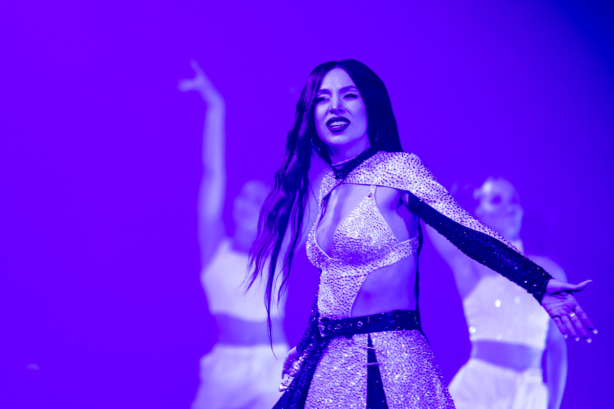 Ava Max @ Ancienne Belgique, picture 7, photographed by Dorien Goetschalckx - FrontView Magazine