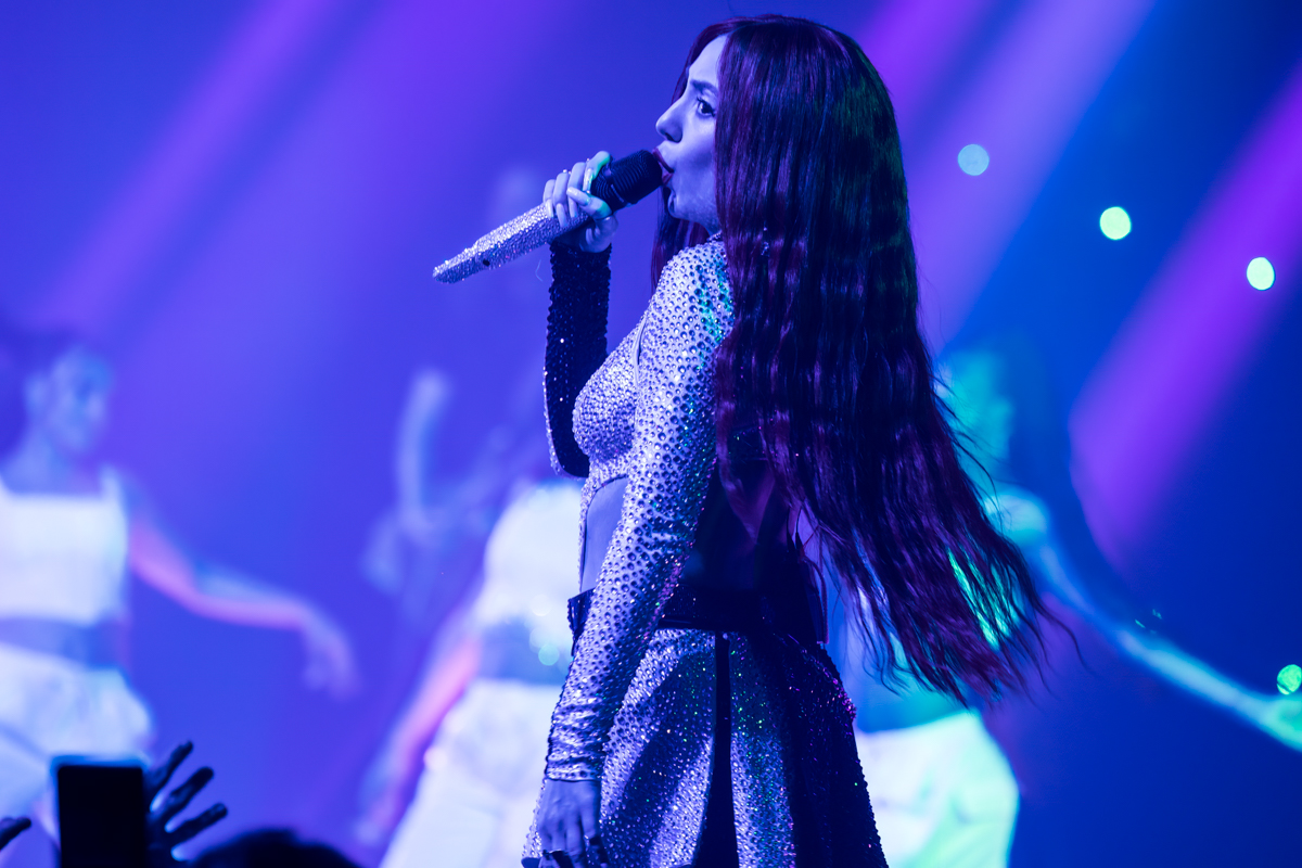 Ava Max @ Ancienne Belgique, picture 10, photographed by Dorien Goetschalckx - FrontView Magazine