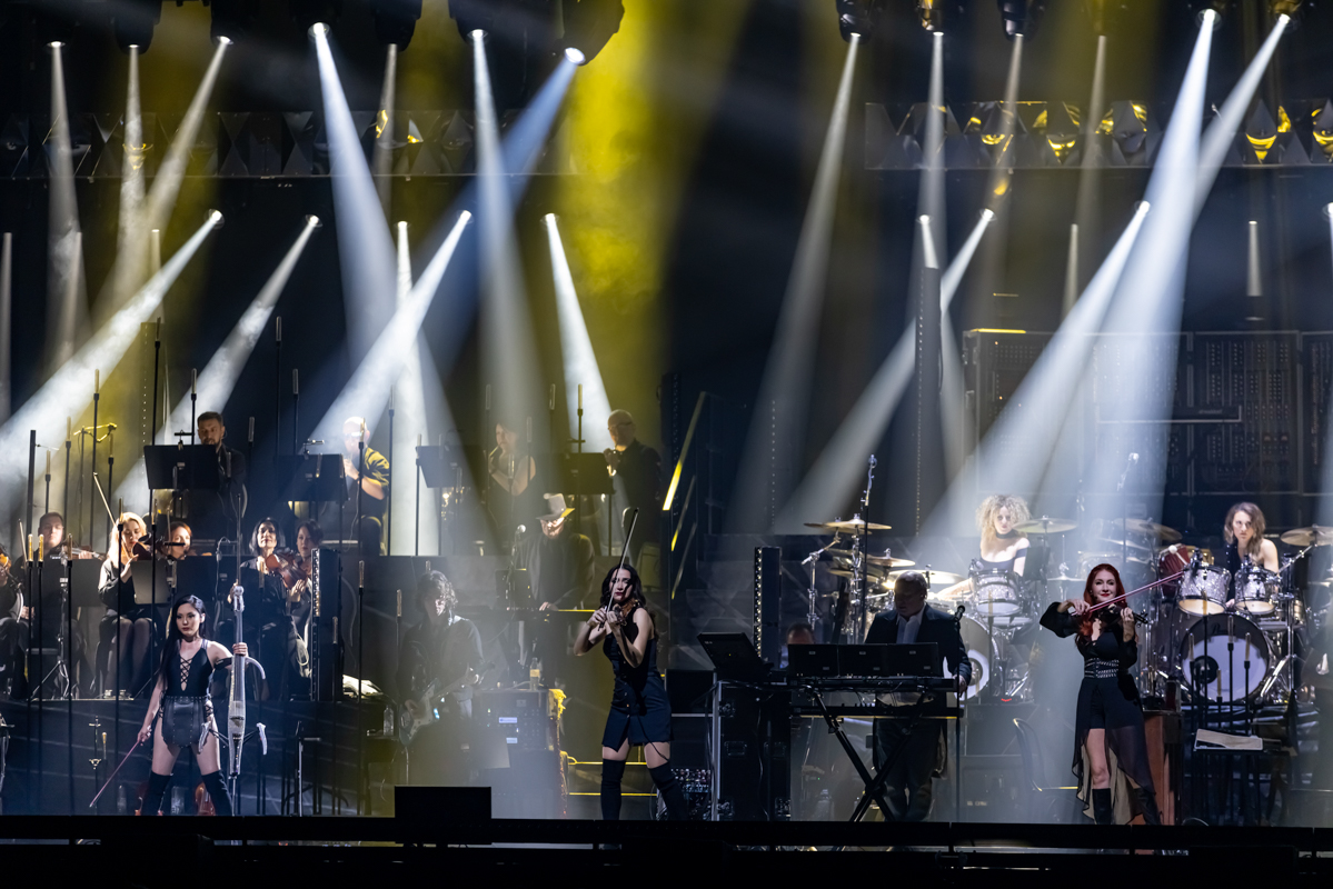Hans Zimmer @ Sportpaleis, foto 8, foto's door dirk janssens - FrontView Magazine