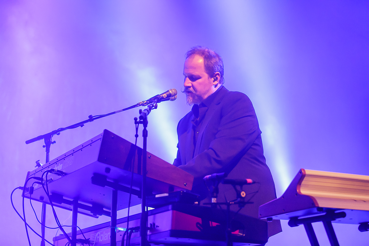Daan @ Ancienne Belgique, picture 9, photographed by Peter Smet - FrontView Magazine