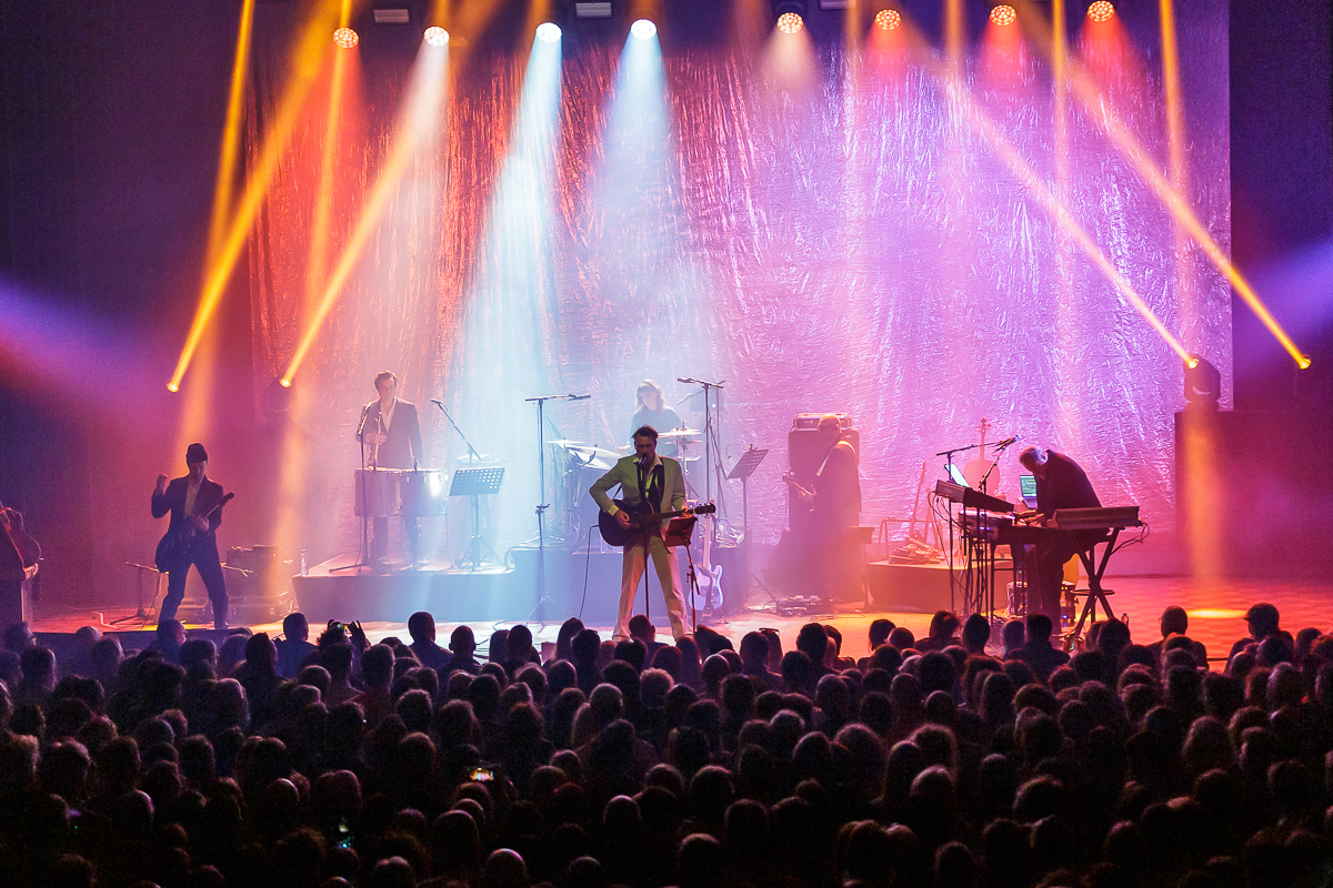 Daan @ Ancienne Belgique, picture 14, photographed by Peter Smet - FrontView Magazine