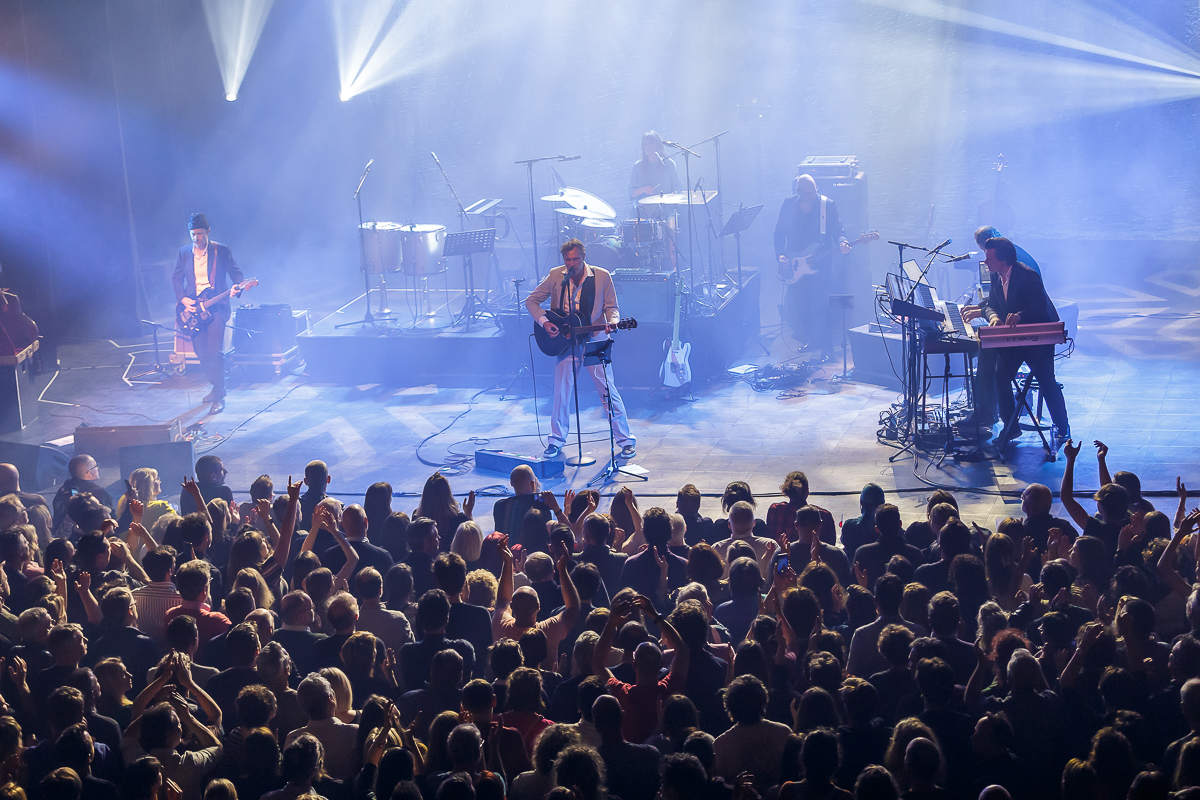 Daan @ Ancienne Belgique, picture 17, photographed by Peter Smet - FrontView Magazine