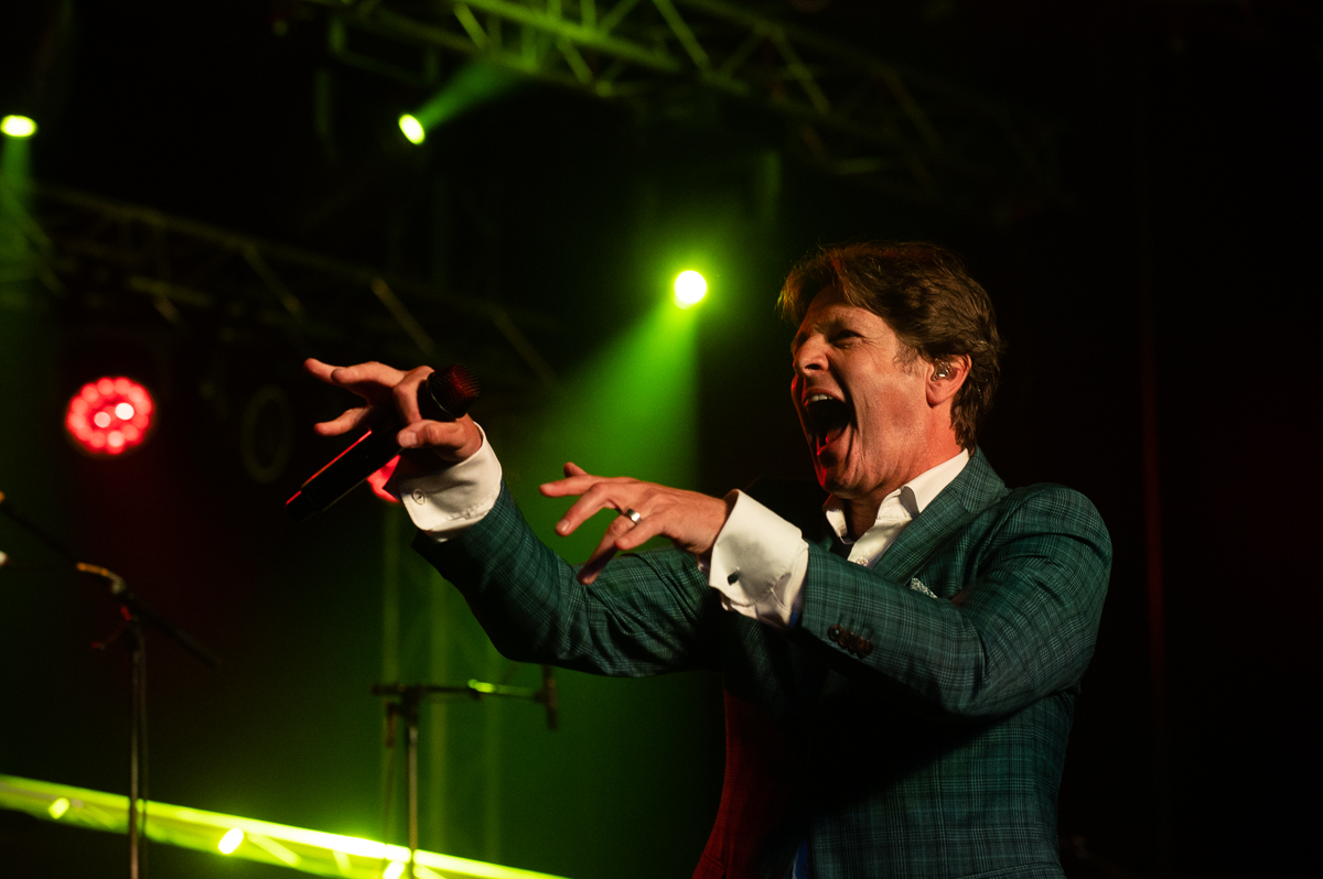 Günther Neefs @ Arendonk zingt en swingt, picture 15, photographed by Gert Daemen - FrontView Magazine