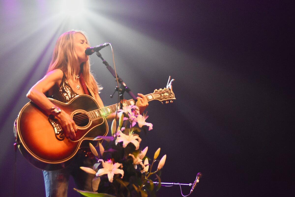 Heather Nova @ Labadoux, foto 3, foto's door Luc Klinckaert - FrontView Magazine