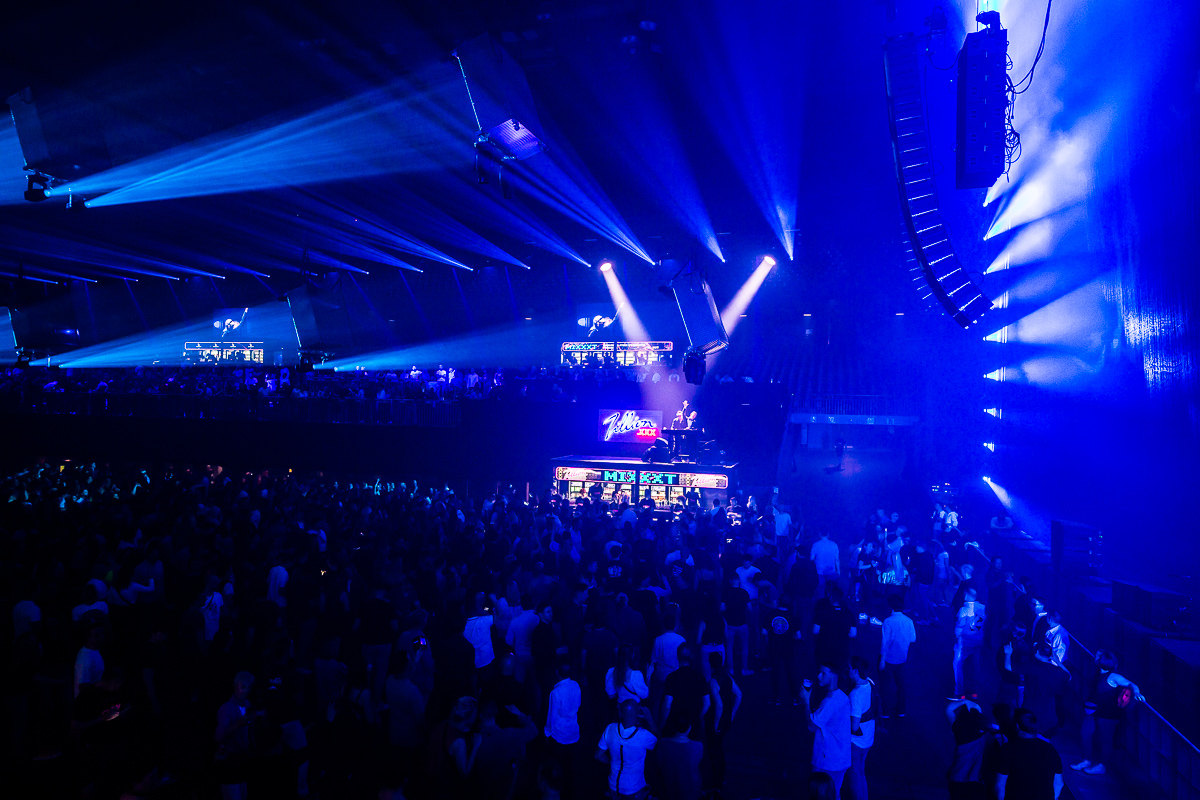 Zillion Iluminati @ Sportpaleis, picture 1, photographed by Marc Verdonck - FrontView Magazine
