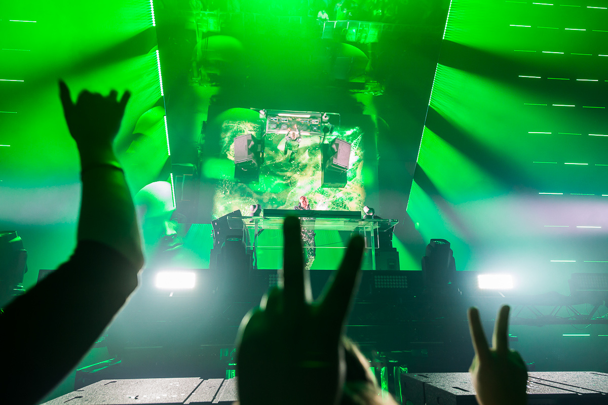 Zillion Iluminati @ Sportpaleis, picture 32, photographed by Marc Verdonck - FrontView Magazine