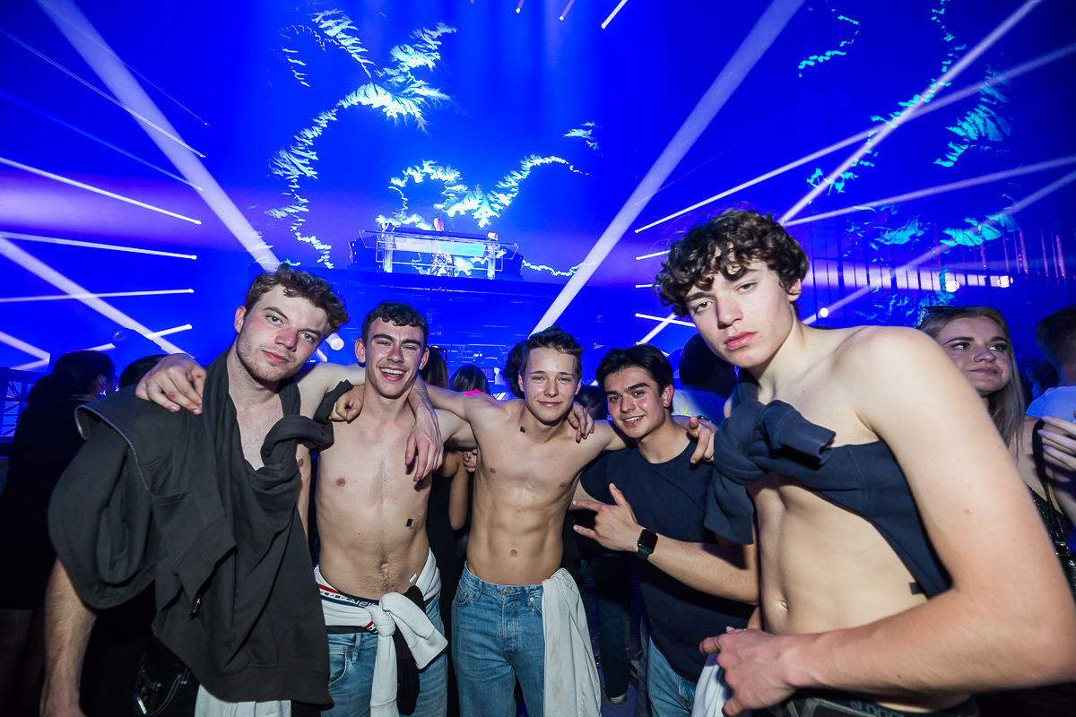 Zillion Iluminati @ Sportpaleis, picture 38, photographed by Marc Verdonck - FrontView Magazine