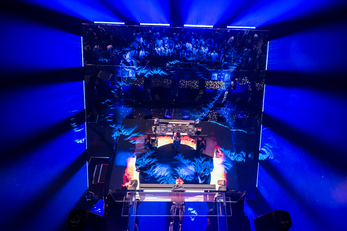 Zillion Iluminati @ Sportpaleis, picture 100, photographed by Marc Verdonck - FrontView Magazine