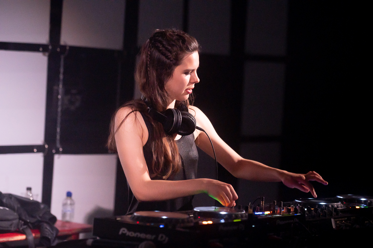 Amber Broos @ Arendonk zingt en swingt, foto 5, foto's door Gert Daemen - FrontView Magazine