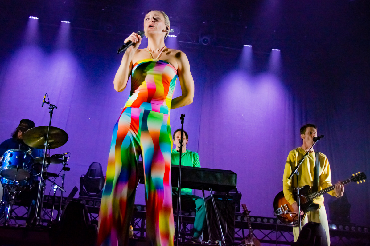 Hooverphonic @ Labadoux, foto 8, foto's door Luc Klinckaert - FrontView Magazine
