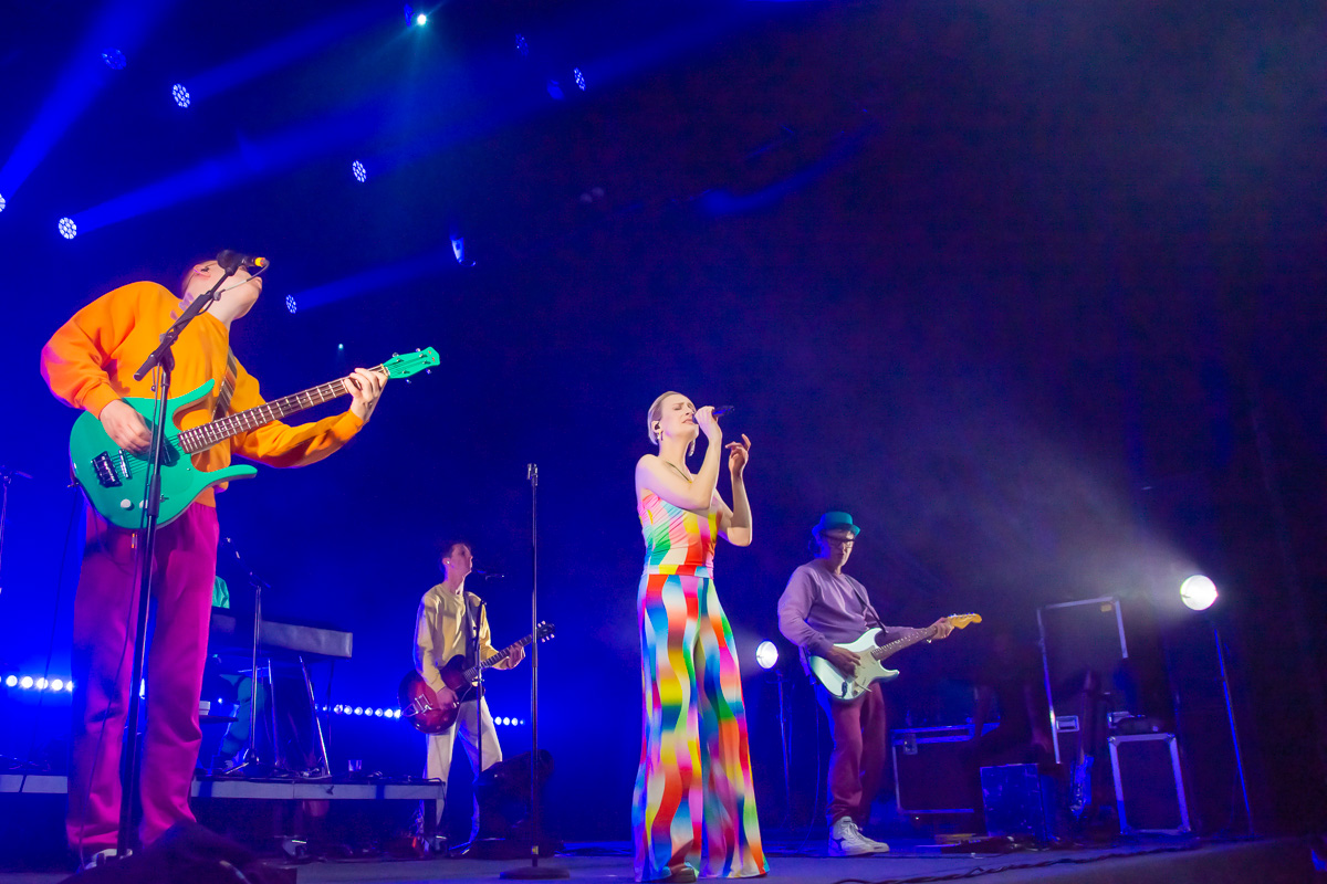 Hooverphonic @ Labadoux, foto 18, foto's door Luc Klinckaert - FrontView Magazine