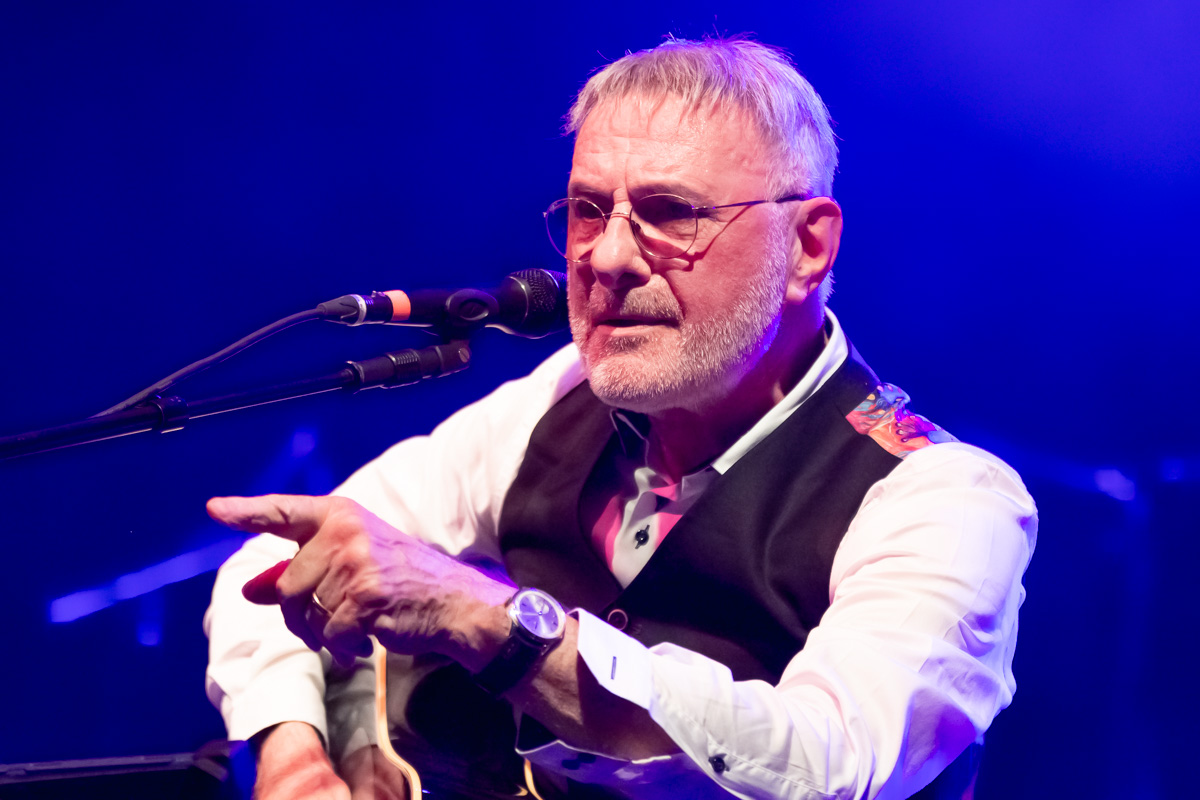 Steve Harley & Cockney Rebel @ Labadoux, picture 2, photographed by Luc Klinckaert - FrontView Magazine