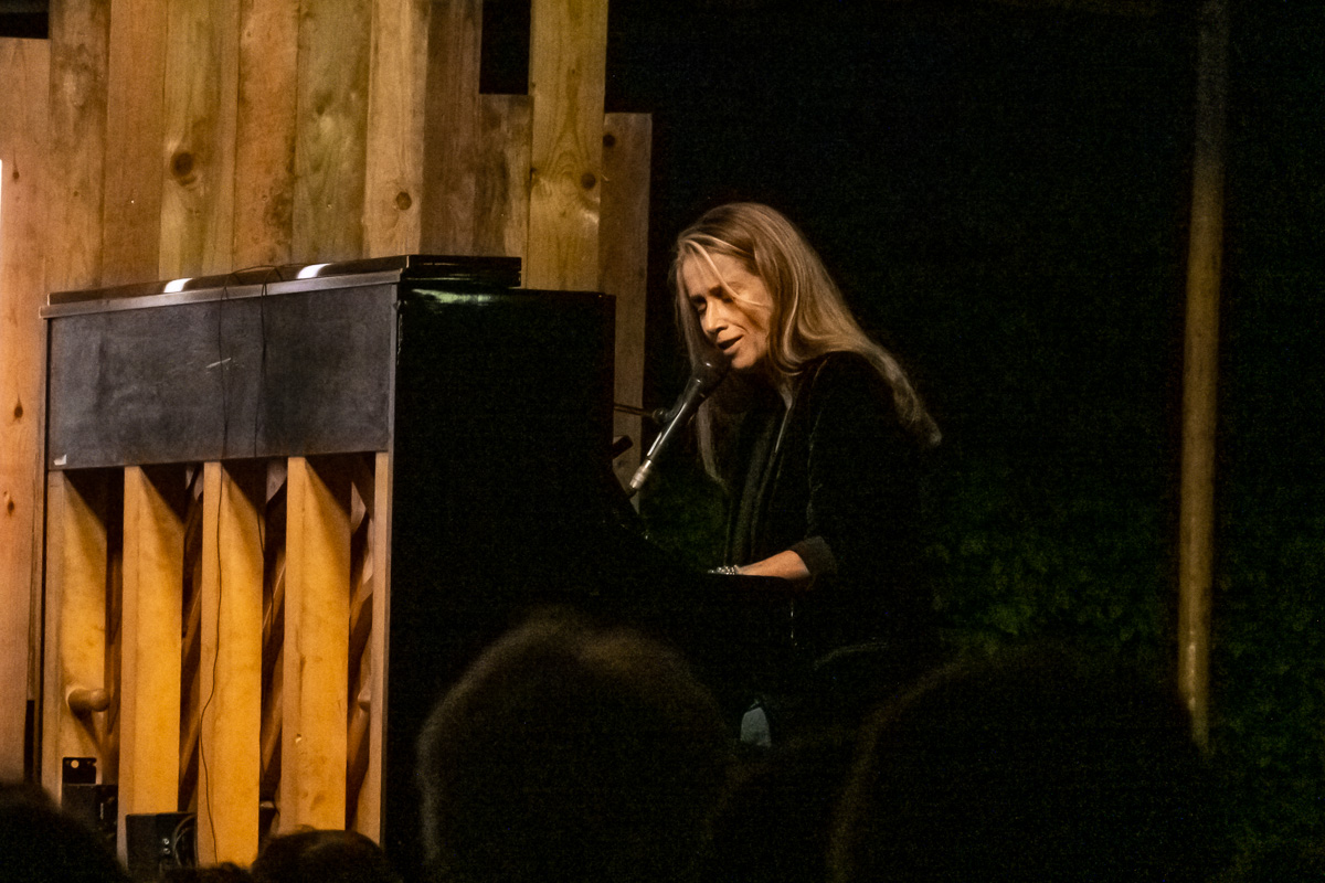 Heather Nova @ Kamvuurconcerten Horst, picture 7, photographed by Luc Klinckaert - FrontView Magazine