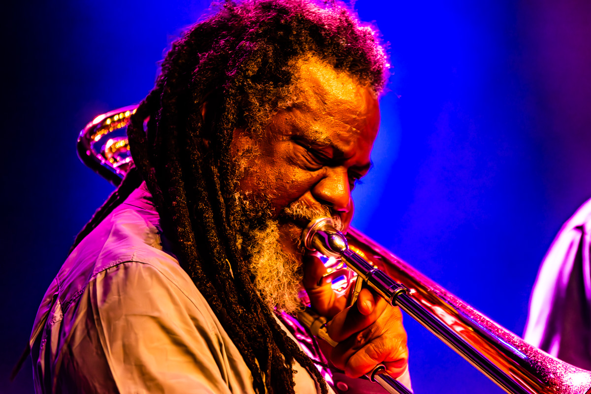 Max Romeo with Xana and Azizzi Romeo + Lutan Fyah, Droop Lion @ De Roma, picture 26, photographed by Luc Klinckaert - FrontView Magazine