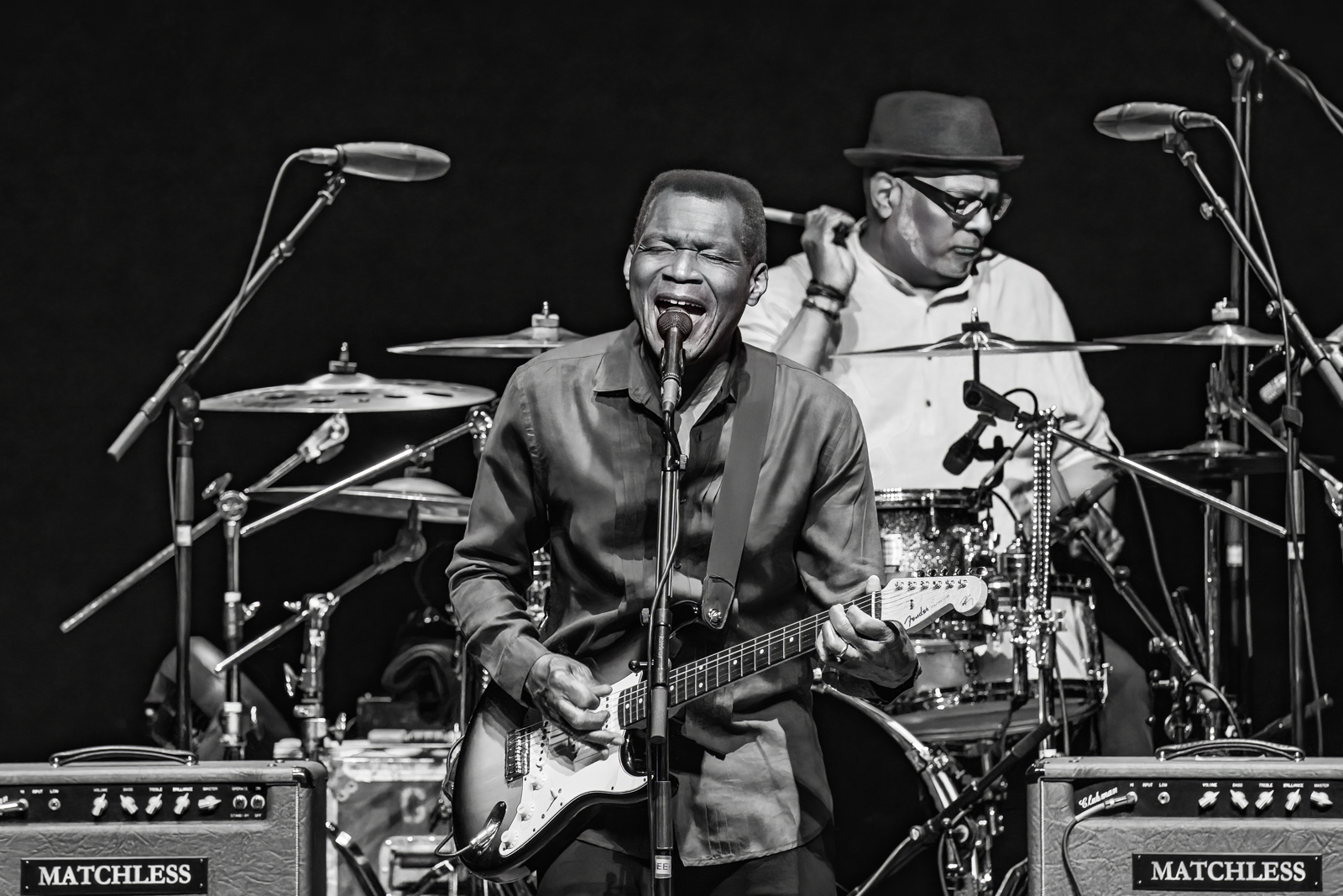 The Robert Cray Band Live in concert, picture 2, photographed by Paul Jongeneelen - FrontView Magazine