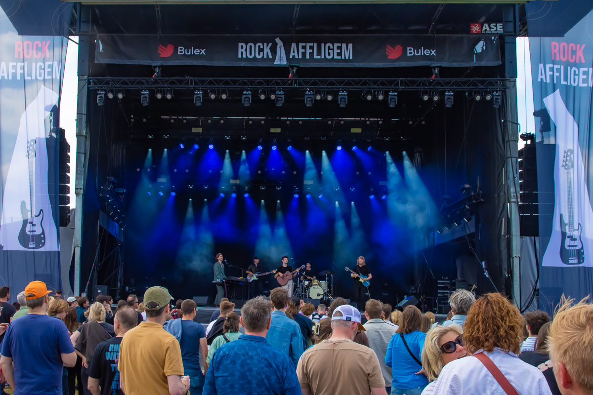 Oproer @ Rock Affligem, picture 13, photographed by Luc Klinckaert - FrontView Magazine