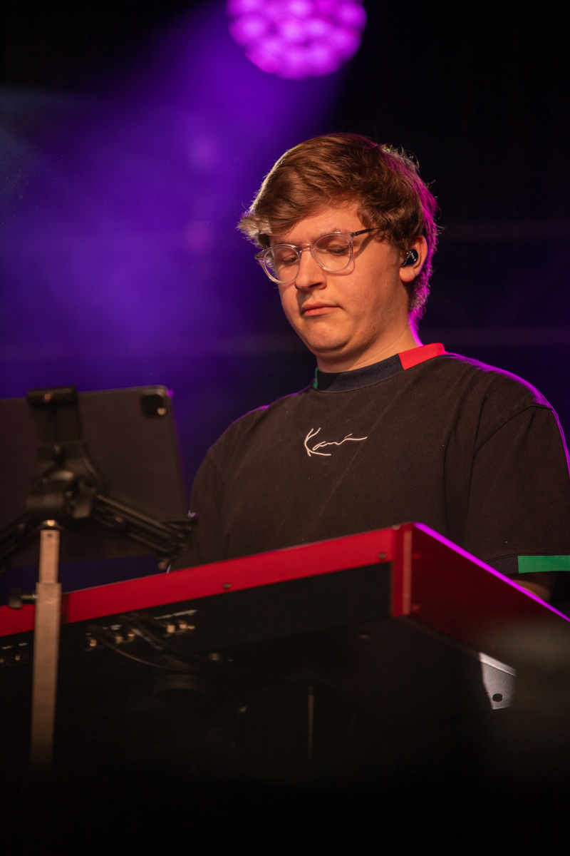 Berre @ Blues Peer, picture 7, photographed by Leen Verlinden - FrontView Magazine