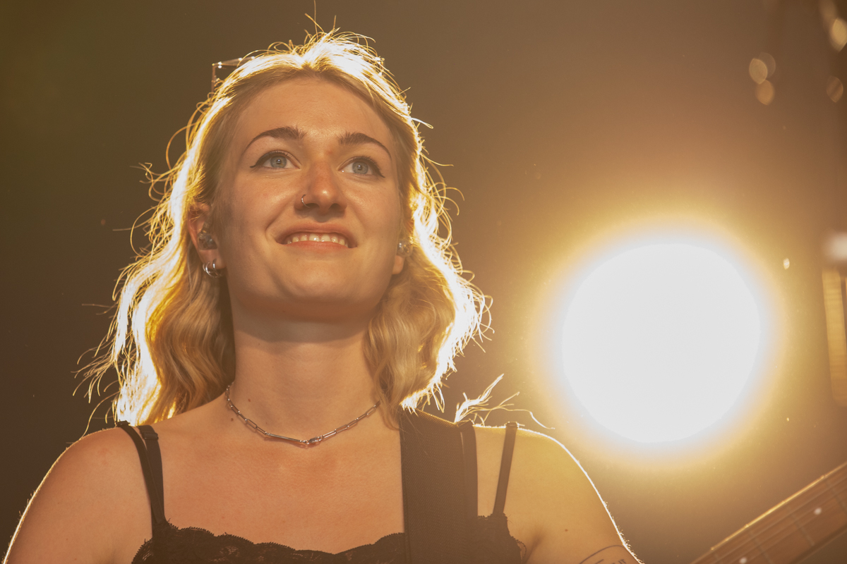 Jen @ Blues Peer, picture 2, photographed by Leen Verlinden - FrontView Magazine