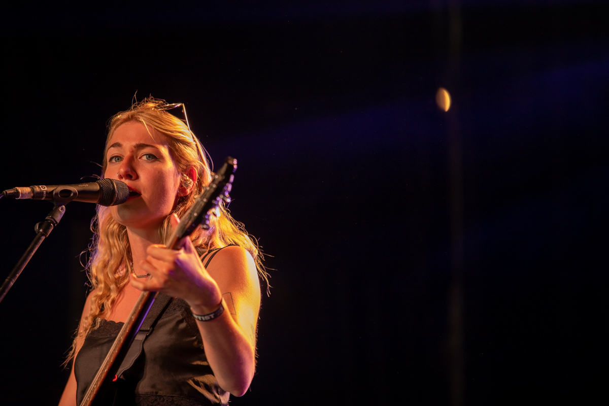Jen @ Blues Peer, picture 7, photographed by Leen Verlinden - FrontView Magazine