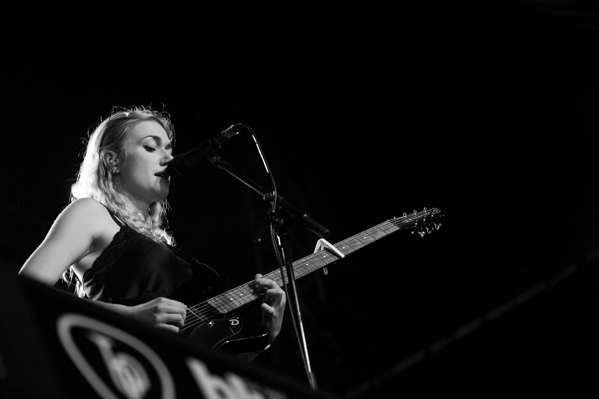 Jen @ Blues Peer, picture 16, photographed by Leen Verlinden - FrontView Magazine