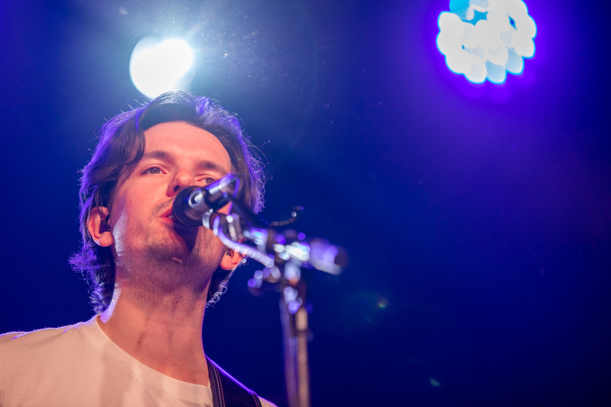 Milo Meskens @ Blues Peer, picture 1, photographed by Leen Verlinden - FrontView Magazine