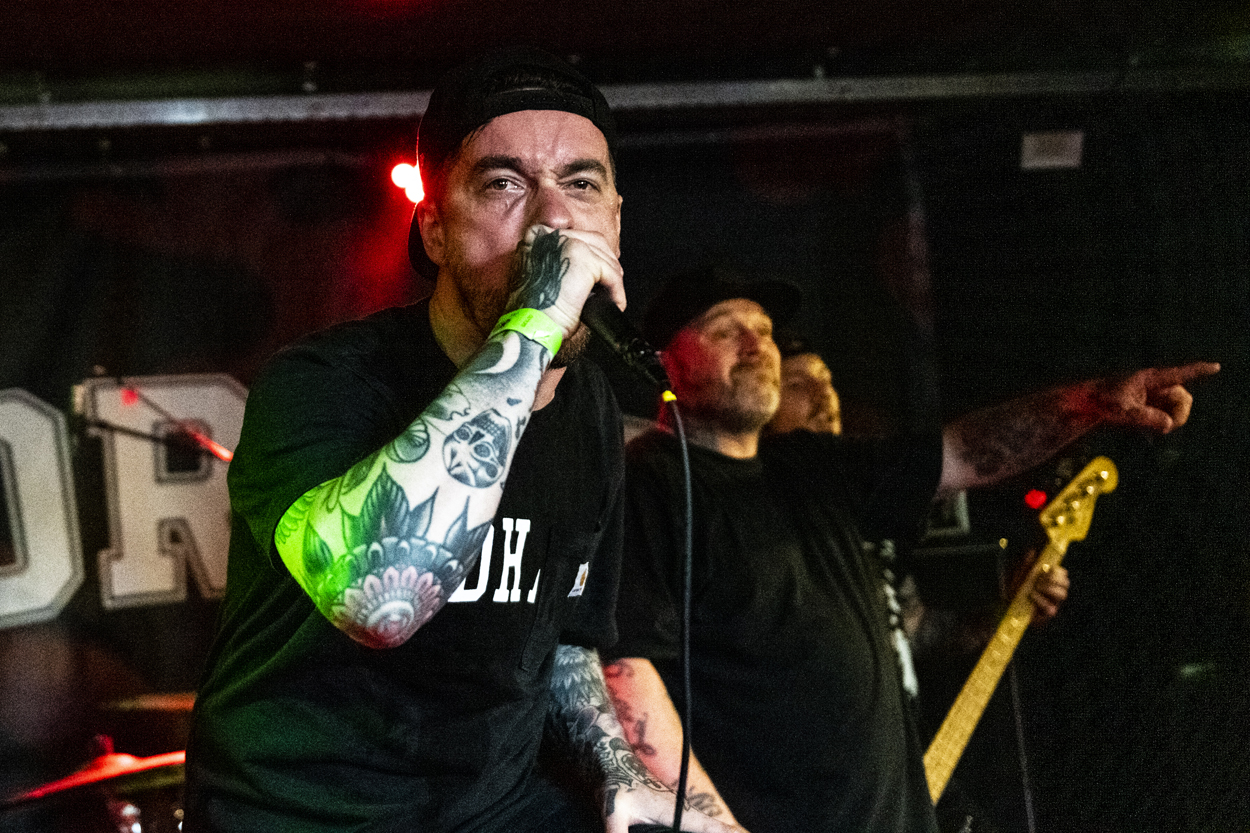 Do or Die @ Antwerp Metal Fest, picture 6, photographed by Sandra Van Watermeulen - FrontView Magazine