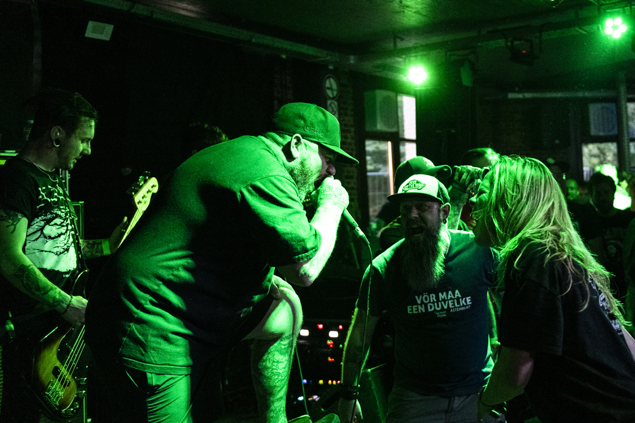 Do or Die @ Antwerp Metal Fest, picture 11, photographed by Sandra Van Watermeulen - FrontView Magazine