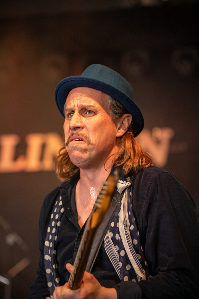 Eroll Linton @ Blues Peer, foto 7, foto's door Leen Verlinden - FrontView Magazine