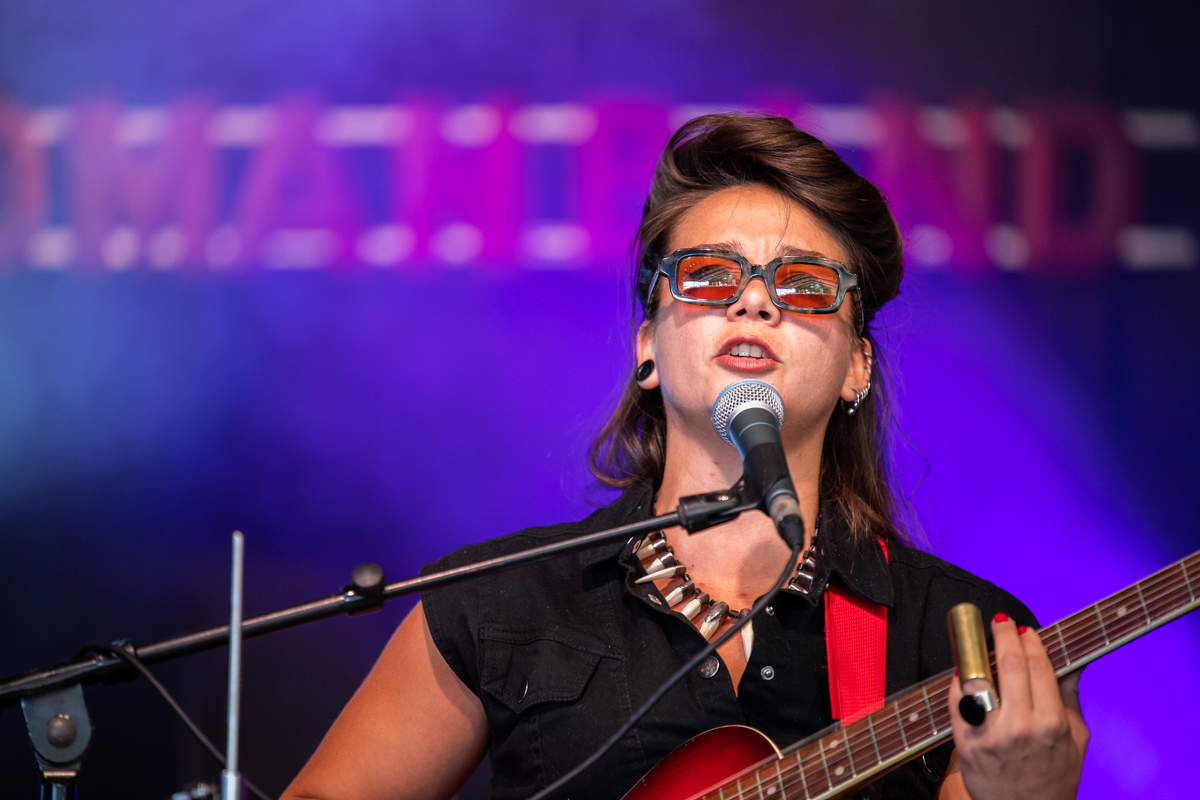 Ghalia Volt @ Blues Peer, picture 4, photographed by Leen Verlinden - FrontView Magazine